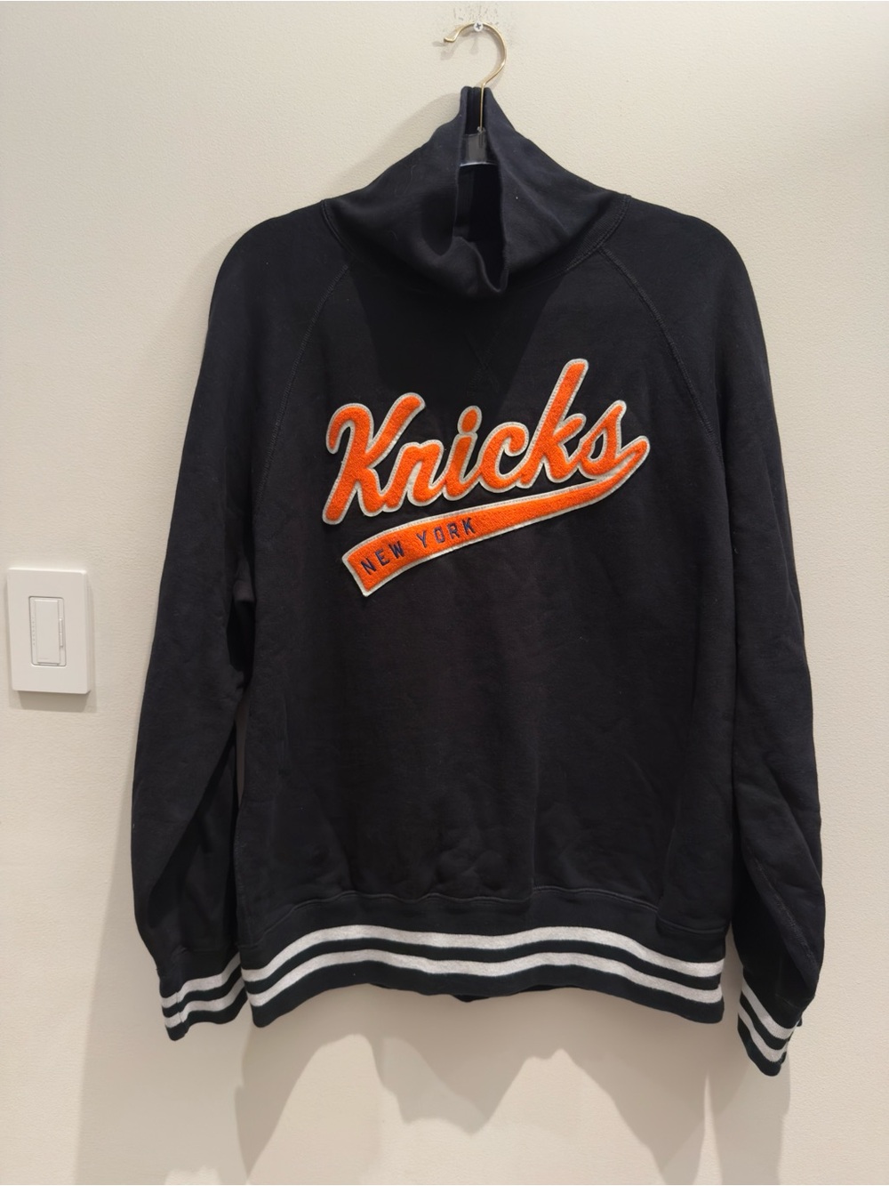 Todd Snyder NY X NBA Black Knicks Turtleneck Sweater Varsity Letters Size L
